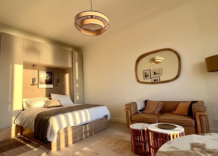 Daire Regina Et Golf Vue *